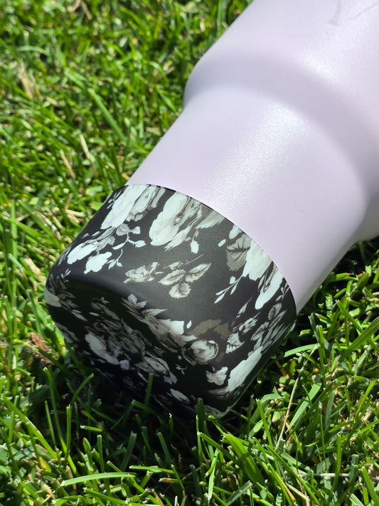 Black and White Flowers Tumbler Boot